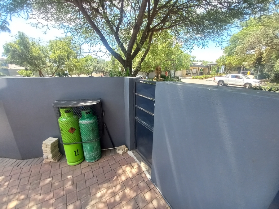 4 Bedroom Property for Sale in Olivedale Gauteng