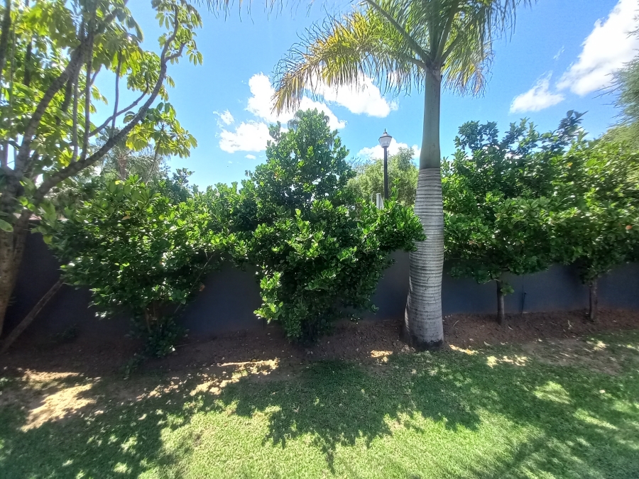 4 Bedroom Property for Sale in Olivedale Gauteng