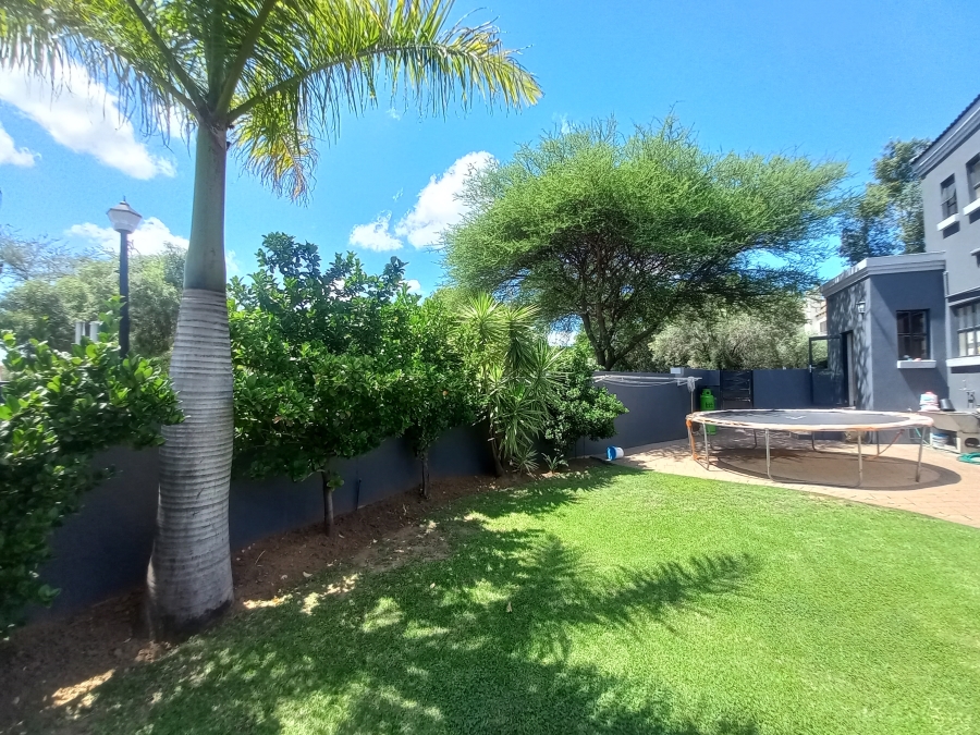 4 Bedroom Property for Sale in Olivedale Gauteng