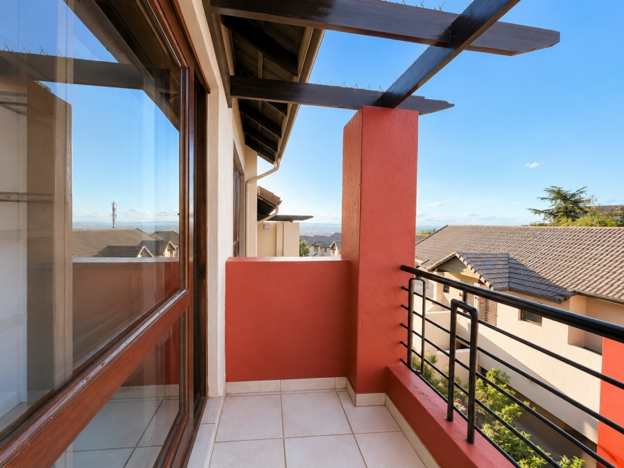 2 Bedroom Property for Sale in Lonehill Gauteng