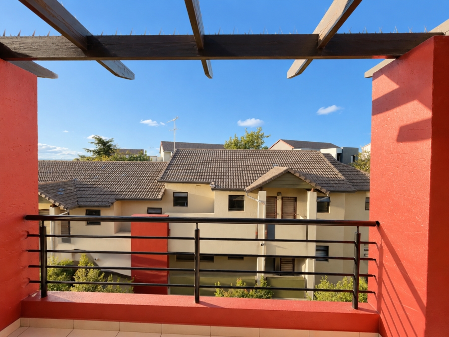 2 Bedroom Property for Sale in Lonehill Gauteng
