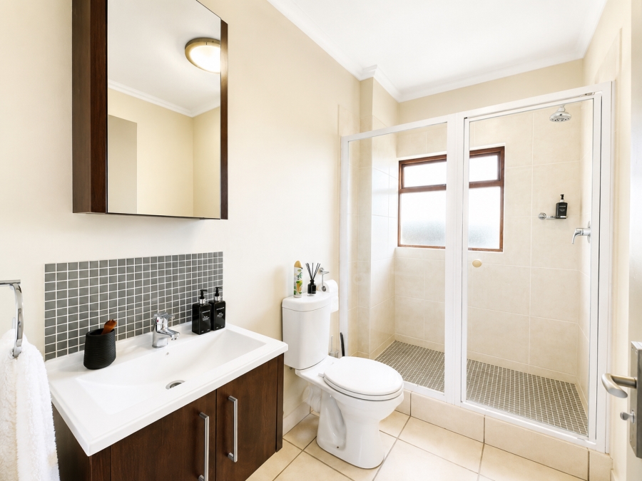 2 Bedroom Property for Sale in Lonehill Gauteng