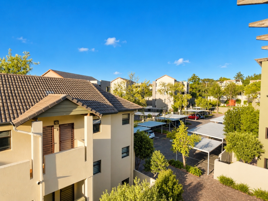 2 Bedroom Property for Sale in Lonehill Gauteng