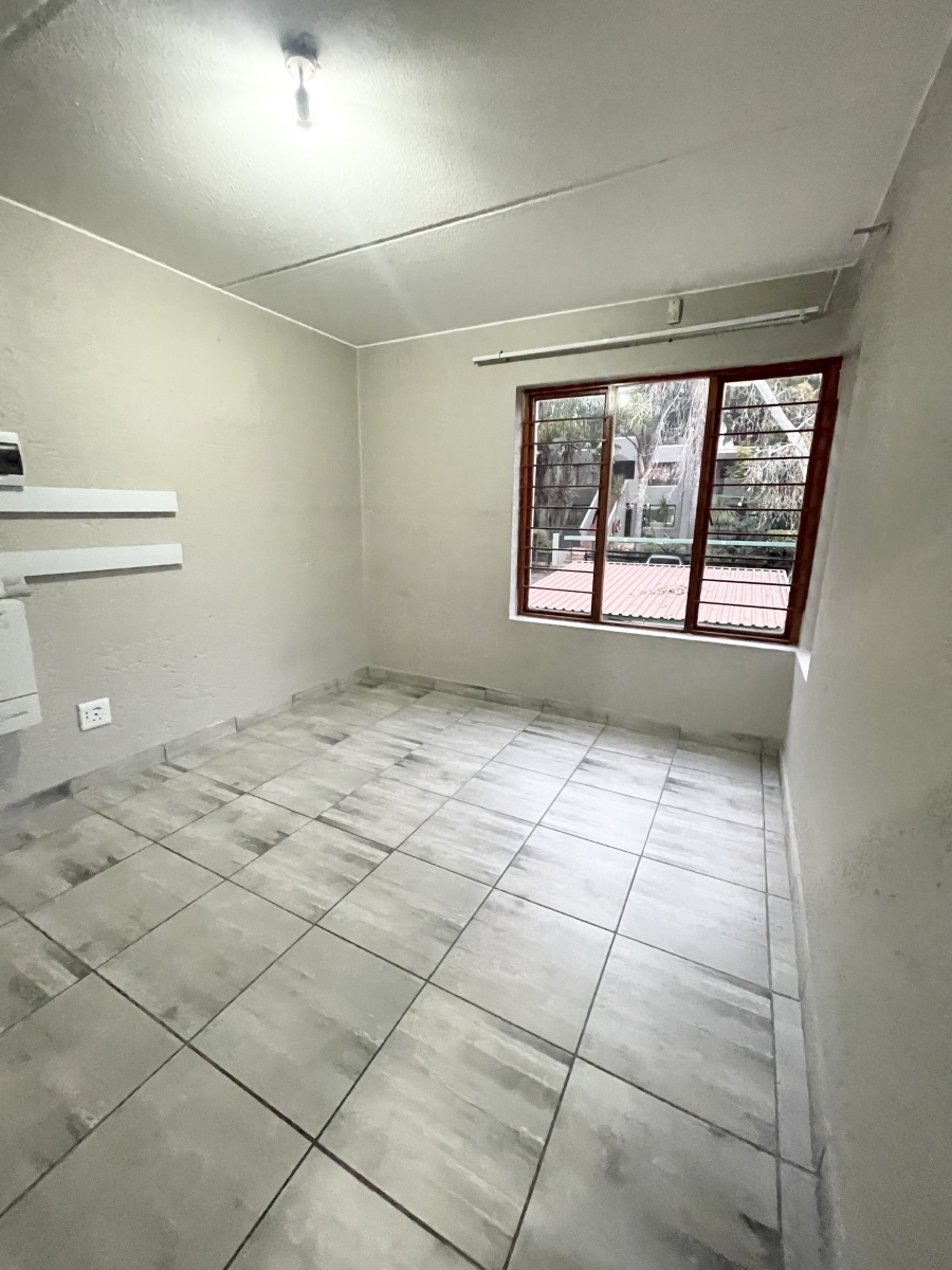 2 Bedroom Property for Sale in Morningside Gauteng