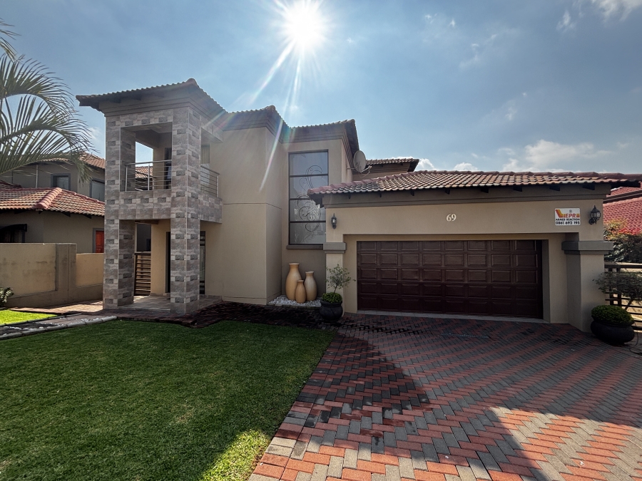 4 Bedroom Property for Sale in Homes Haven Gauteng