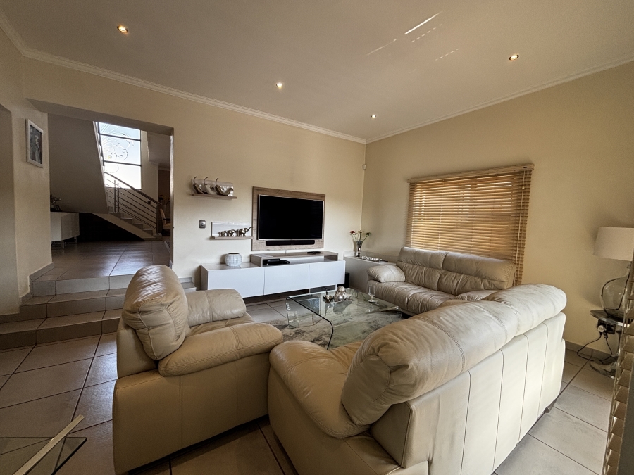 4 Bedroom Property for Sale in Homes Haven Gauteng