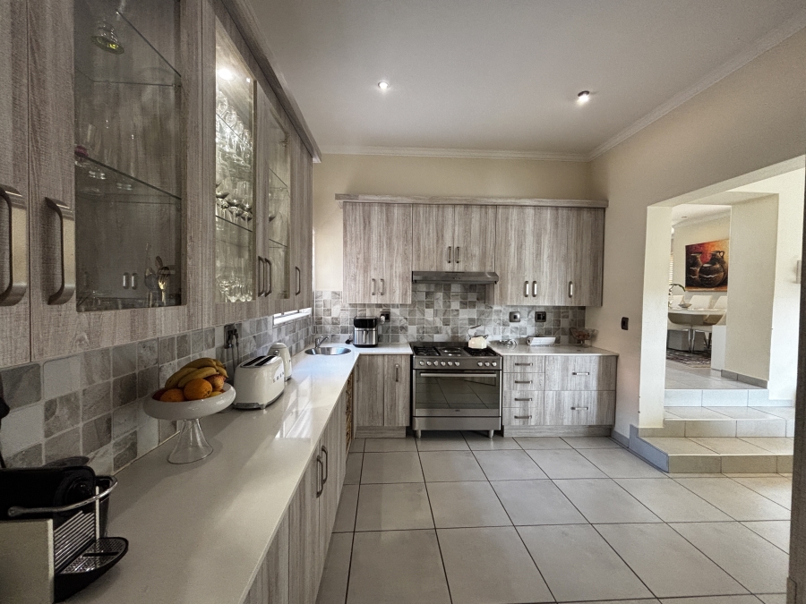 4 Bedroom Property for Sale in Homes Haven Gauteng