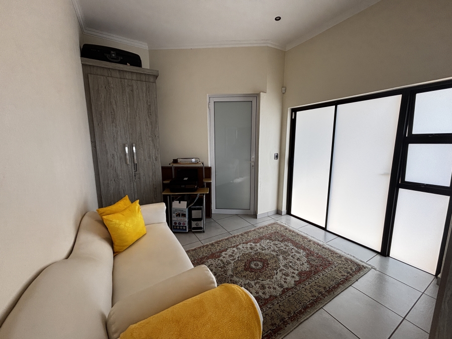 4 Bedroom Property for Sale in Homes Haven Gauteng