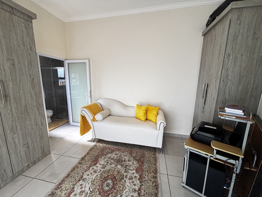 4 Bedroom Property for Sale in Homes Haven Gauteng