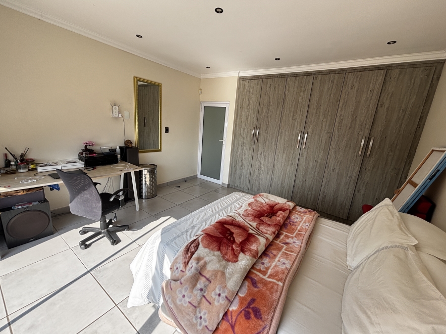 4 Bedroom Property for Sale in Homes Haven Gauteng