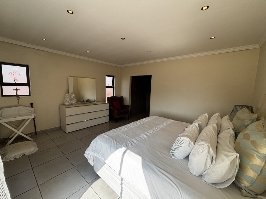 4 Bedroom Property for Sale in Homes Haven Gauteng