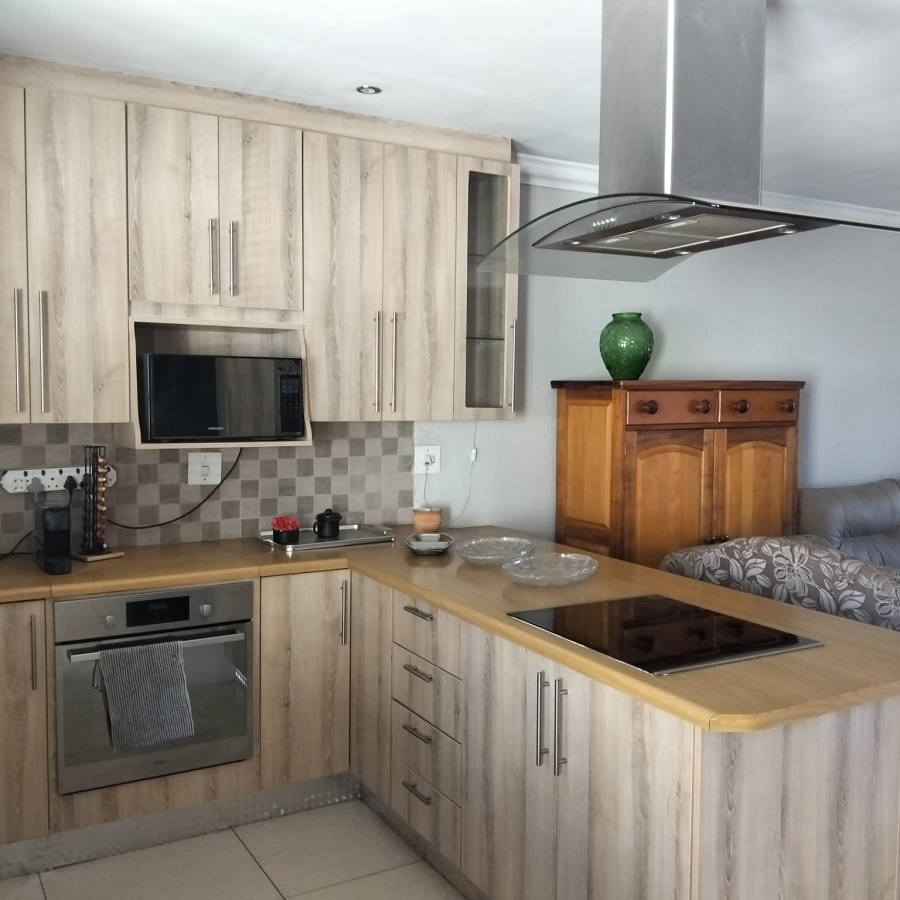 2 Bedroom Property for Sale in Terenure Gauteng