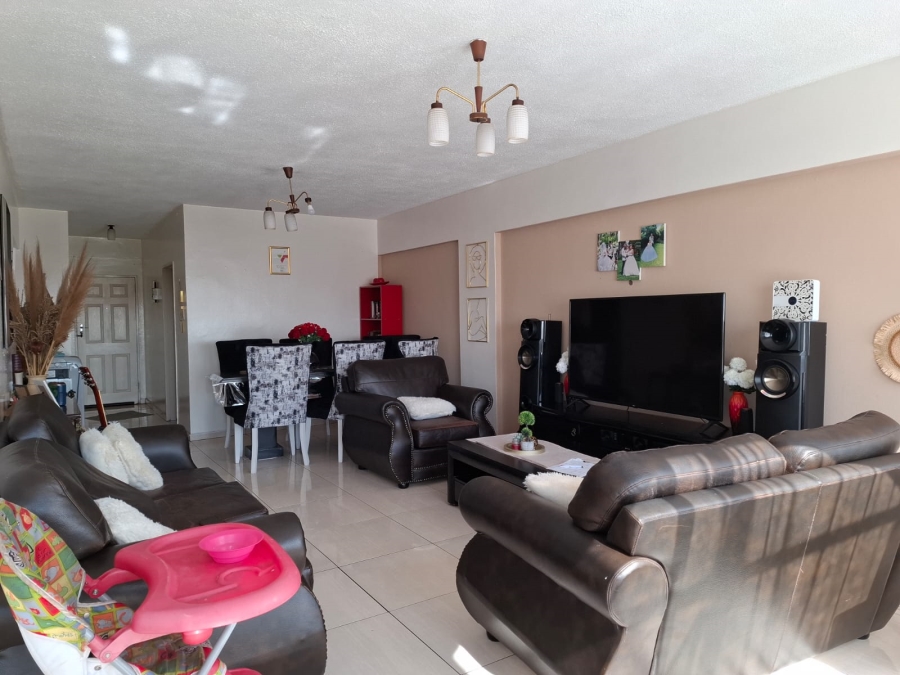 2 Bedroom Property for Sale in Benoni Central Gauteng