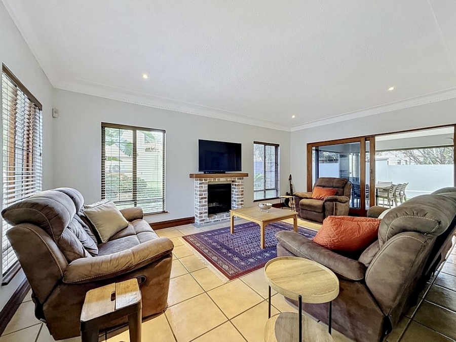 3 Bedroom Property for Sale in Wapadrand Gauteng