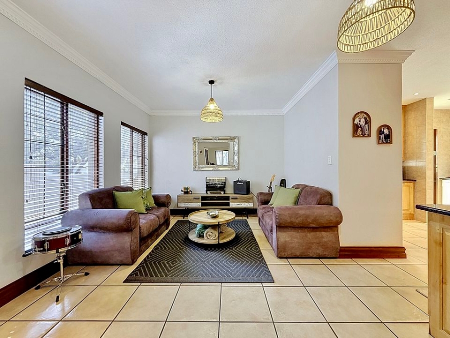 3 Bedroom Property for Sale in Wapadrand Gauteng
