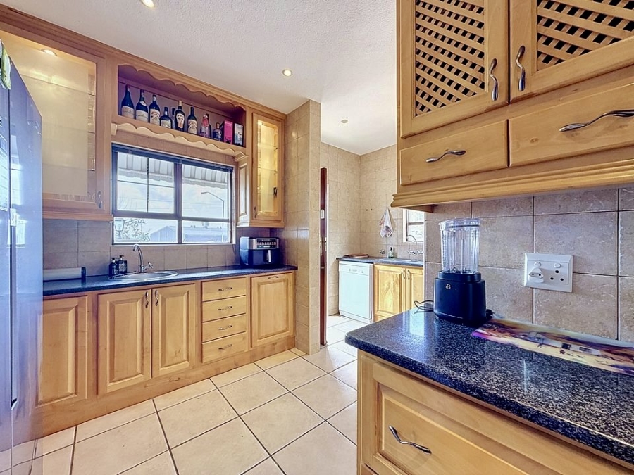 3 Bedroom Property for Sale in Wapadrand Gauteng