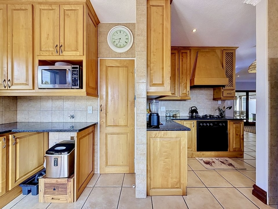 3 Bedroom Property for Sale in Wapadrand Gauteng