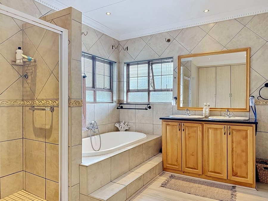 3 Bedroom Property for Sale in Wapadrand Gauteng