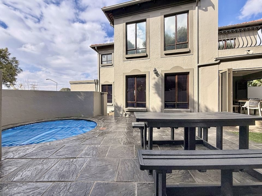 3 Bedroom Property for Sale in Wapadrand Gauteng