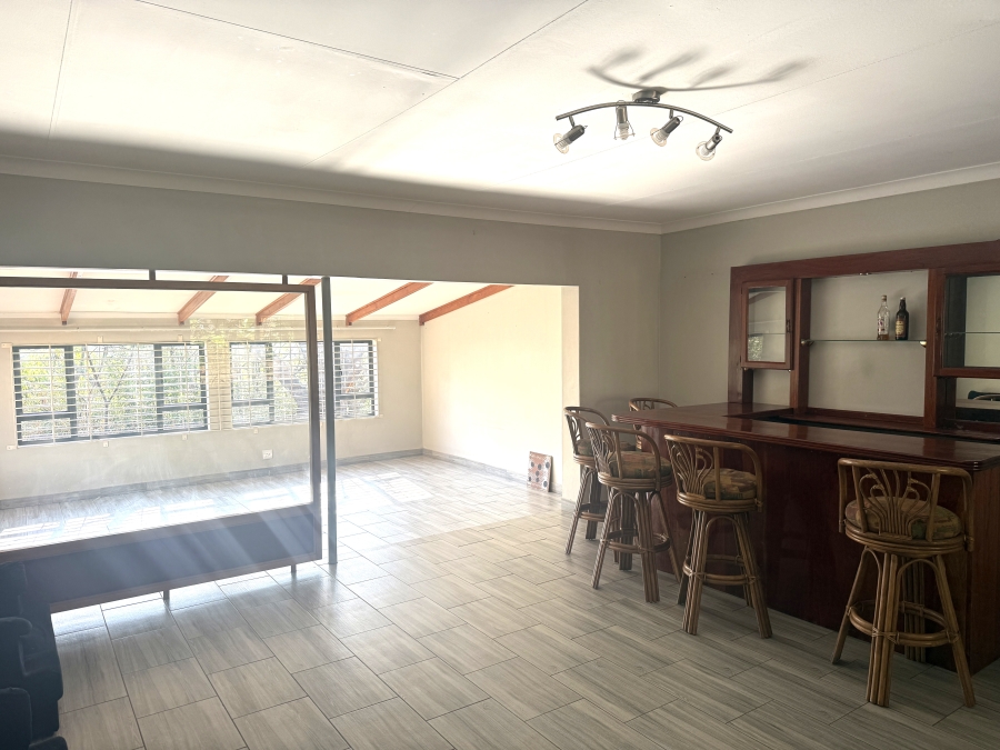 9 Bedroom Property for Sale in Rietfontein AH Gauteng