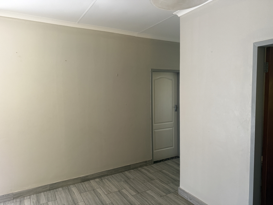 9 Bedroom Property for Sale in Rietfontein AH Gauteng