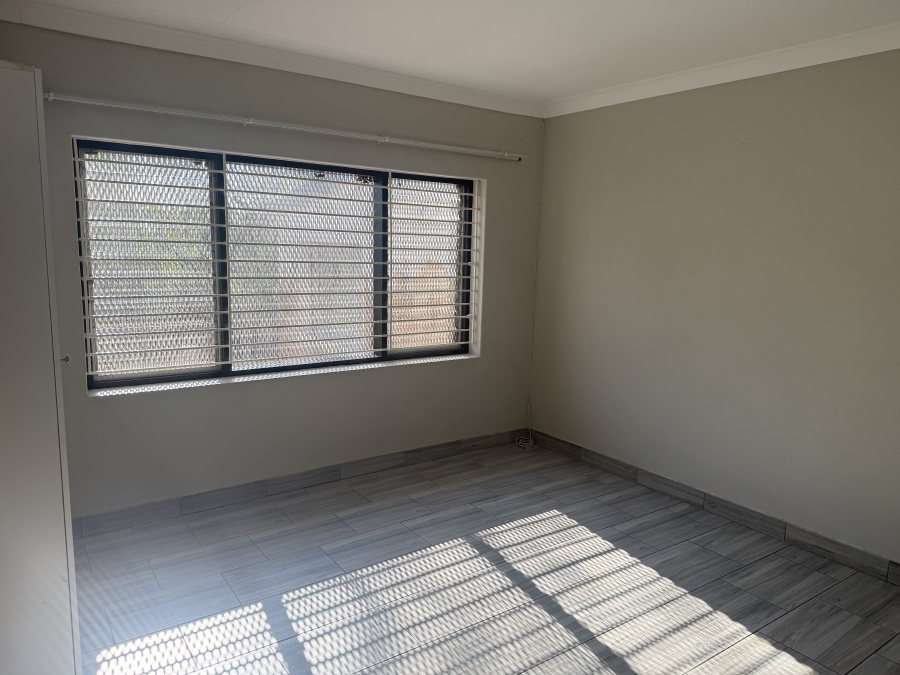 9 Bedroom Property for Sale in Rietfontein AH Gauteng