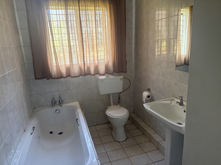 9 Bedroom Property for Sale in Rietfontein AH Gauteng