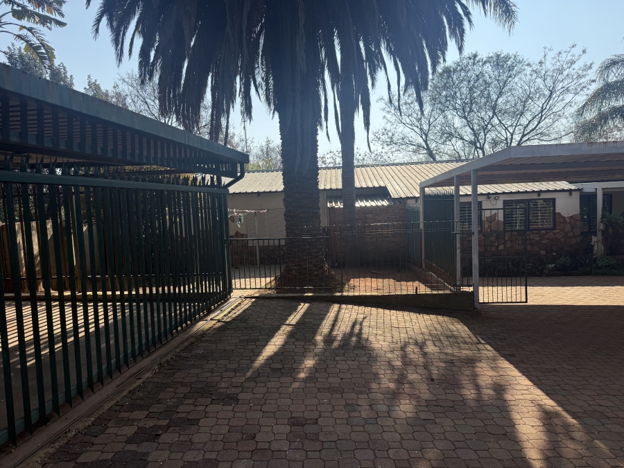 9 Bedroom Property for Sale in Rietfontein AH Gauteng