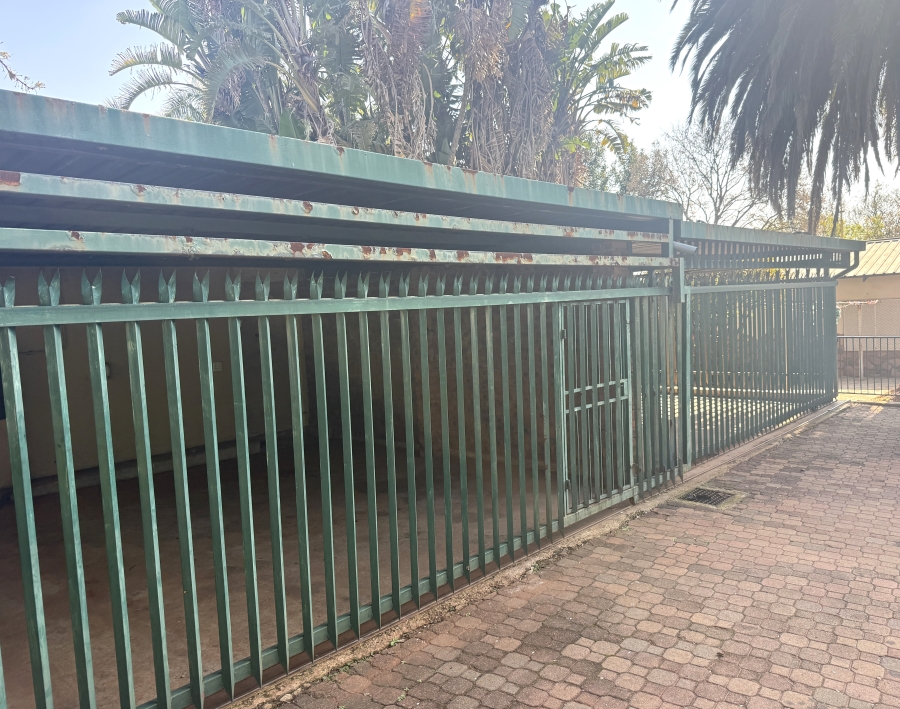 9 Bedroom Property for Sale in Rietfontein AH Gauteng
