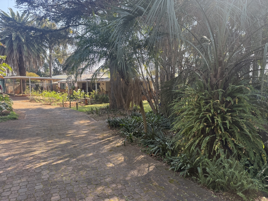 9 Bedroom Property for Sale in Rietfontein AH Gauteng