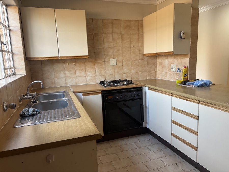 3 Bedroom Property for Sale in Brummeria Gauteng