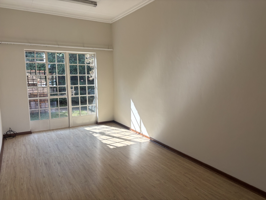 3 Bedroom Property for Sale in Brummeria Gauteng