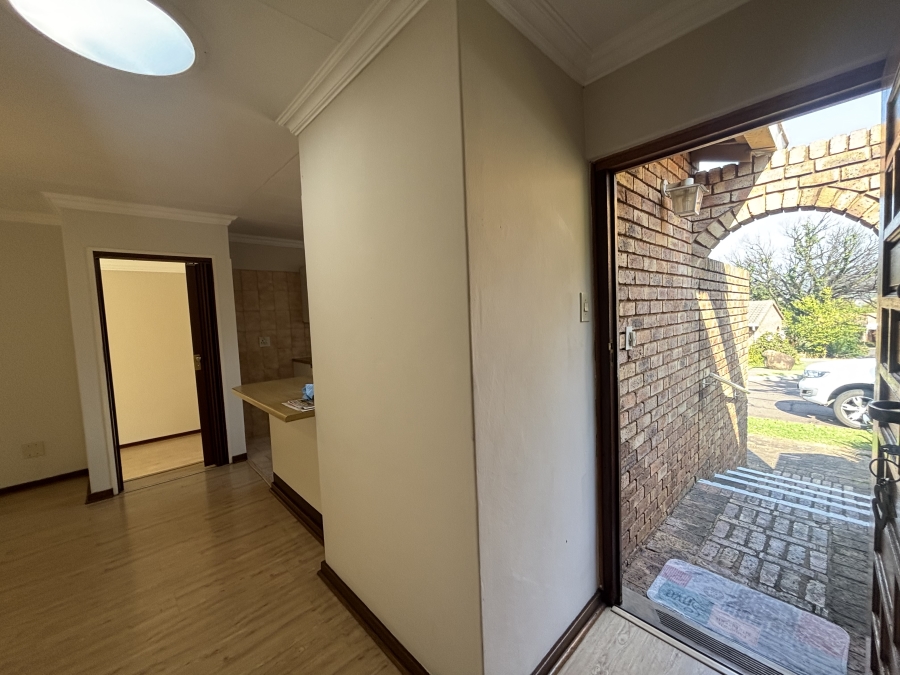 3 Bedroom Property for Sale in Brummeria Gauteng