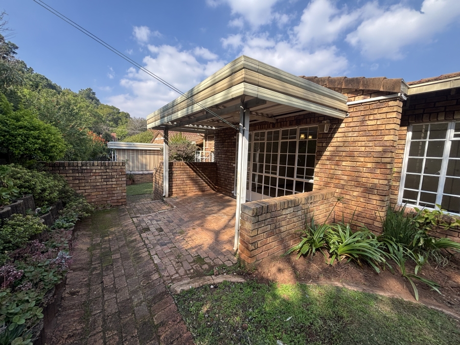 3 Bedroom Property for Sale in Brummeria Gauteng