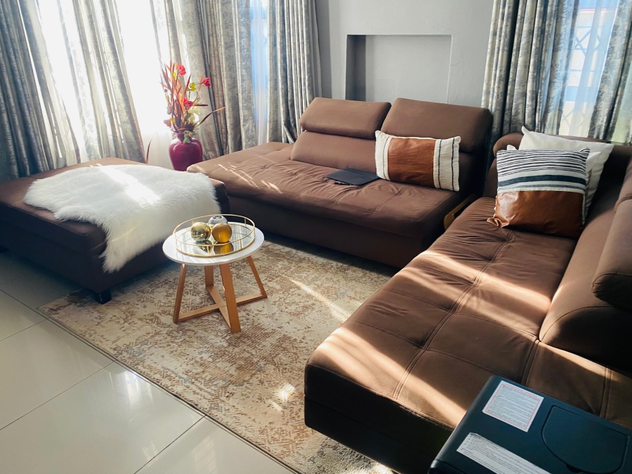 4 Bedroom Property for Sale in Glenway Estate Gauteng