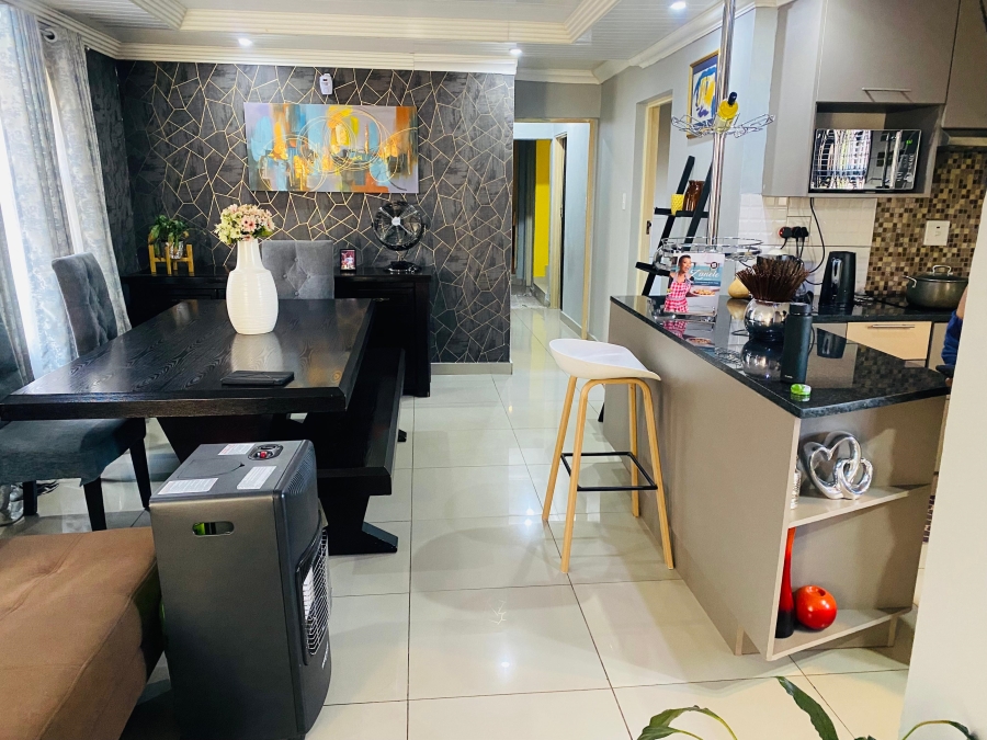 4 Bedroom Property for Sale in Glenway Estate Gauteng