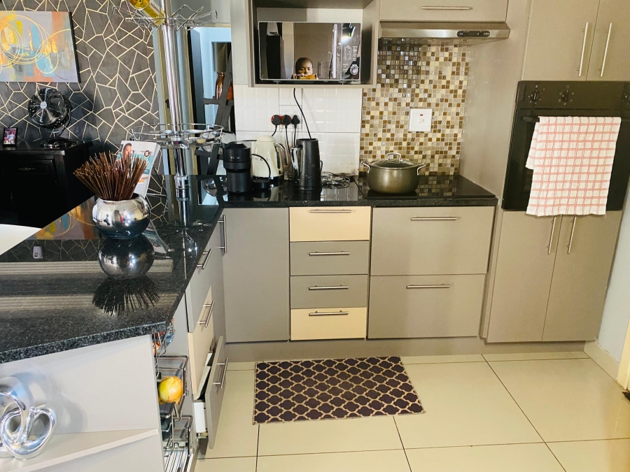 4 Bedroom Property for Sale in Glenway Estate Gauteng