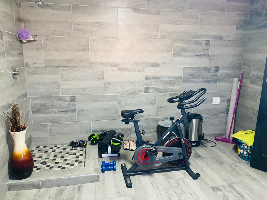 4 Bedroom Property for Sale in Glenway Estate Gauteng