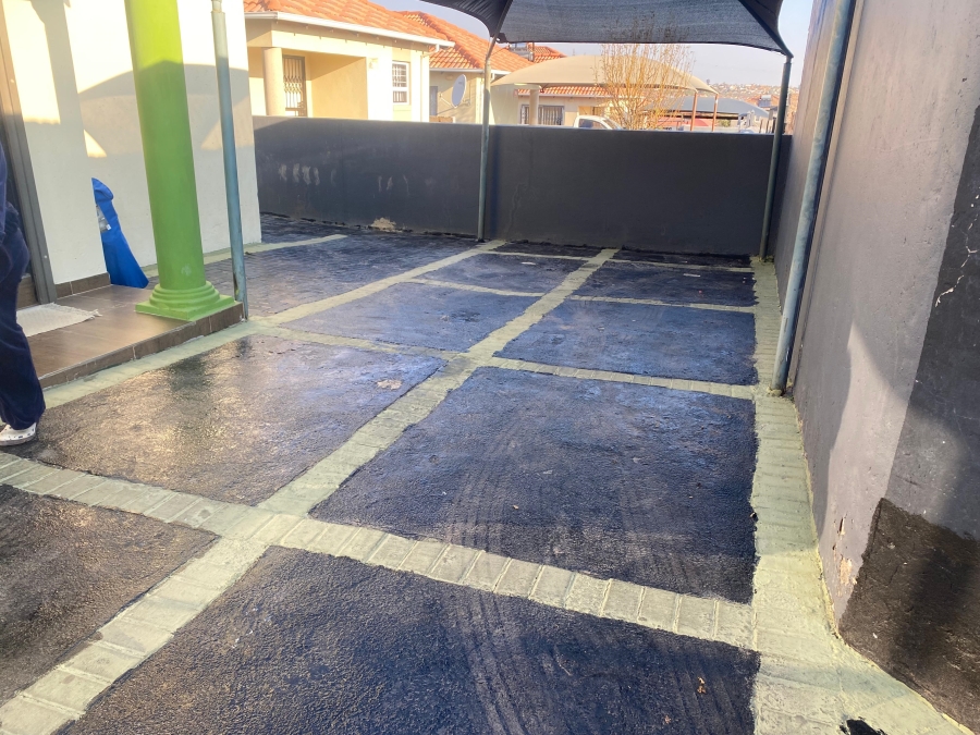 4 Bedroom Property for Sale in Glenway Estate Gauteng