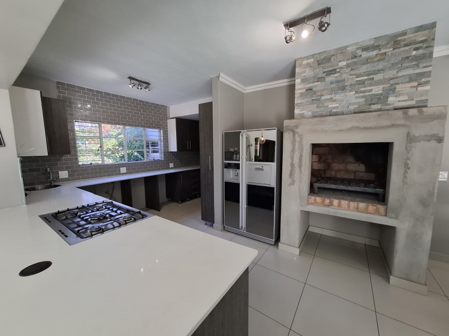 To Let 4 Bedroom Property for Rent in Meyerspark Gauteng