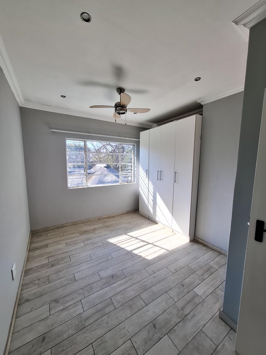 To Let 4 Bedroom Property for Rent in Meyerspark Gauteng