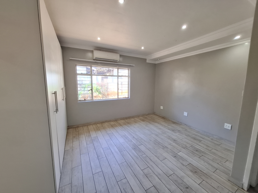 To Let 4 Bedroom Property for Rent in Meyerspark Gauteng