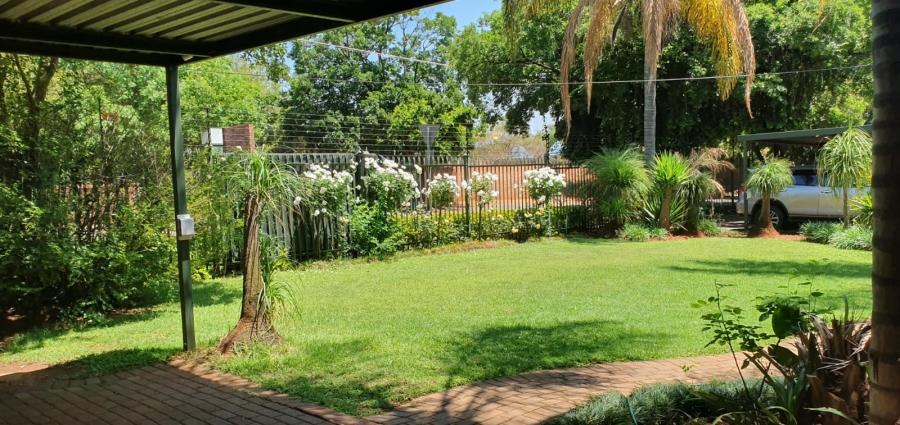 To Let 4 Bedroom Property for Rent in Meyerspark Gauteng