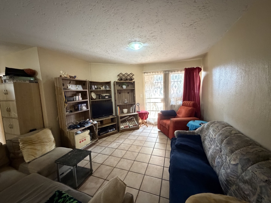 3 Bedroom Property for Sale in Moregloed Gauteng