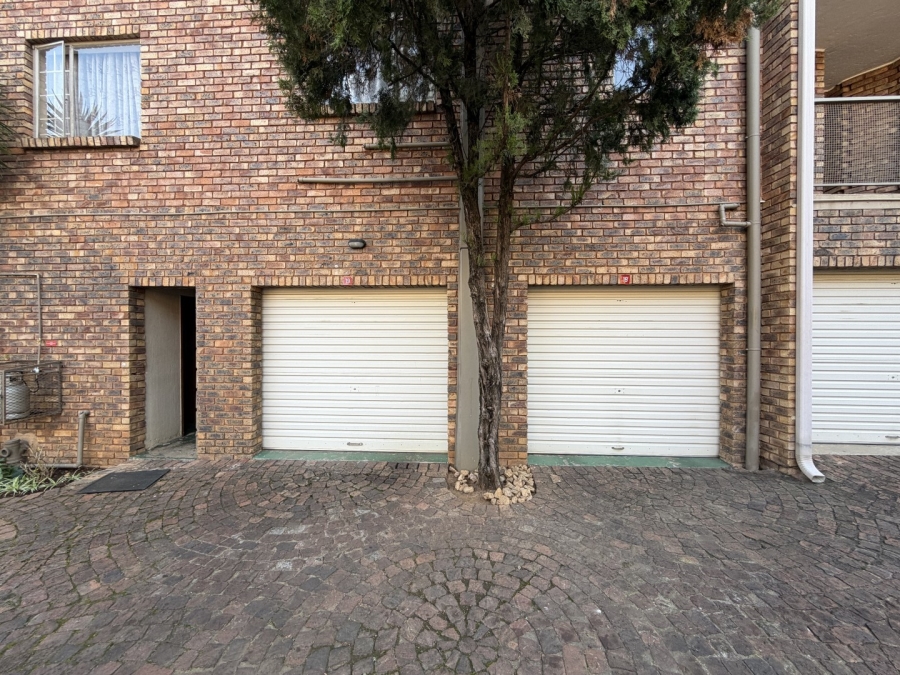 3 Bedroom Property for Sale in Moregloed Gauteng