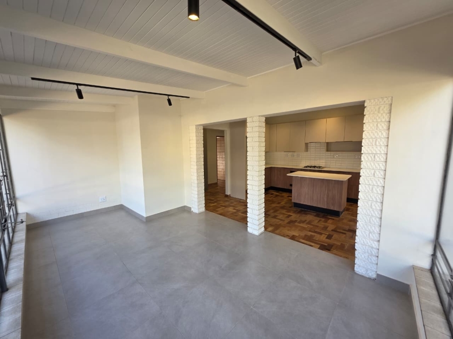 To Let 3 Bedroom Property for Rent in Waverley Gauteng