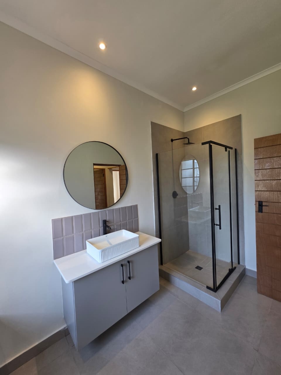 To Let 3 Bedroom Property for Rent in Waverley Gauteng