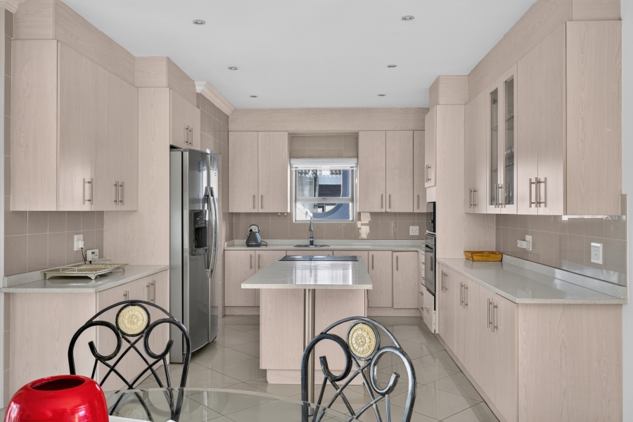 3 Bedroom Property for Sale in Zambezi Country Estate Gauteng