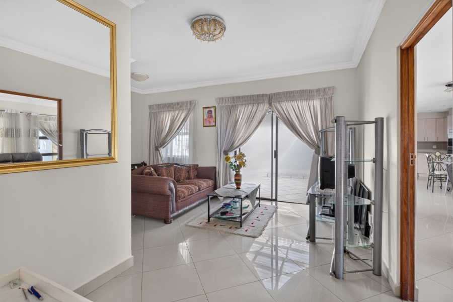 3 Bedroom Property for Sale in Zambezi Country Estate Gauteng