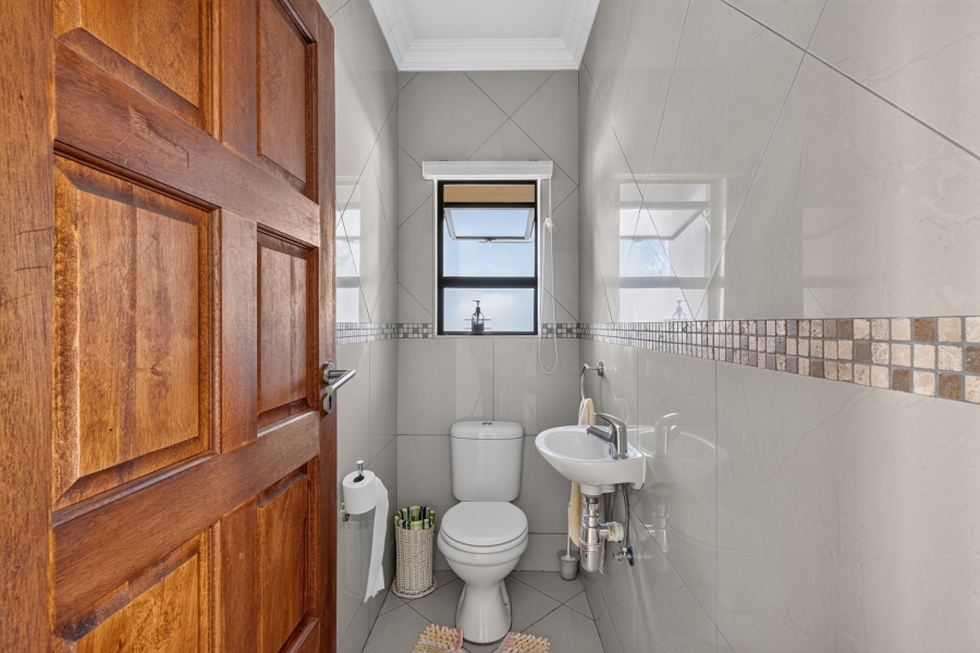 3 Bedroom Property for Sale in Zambezi Country Estate Gauteng